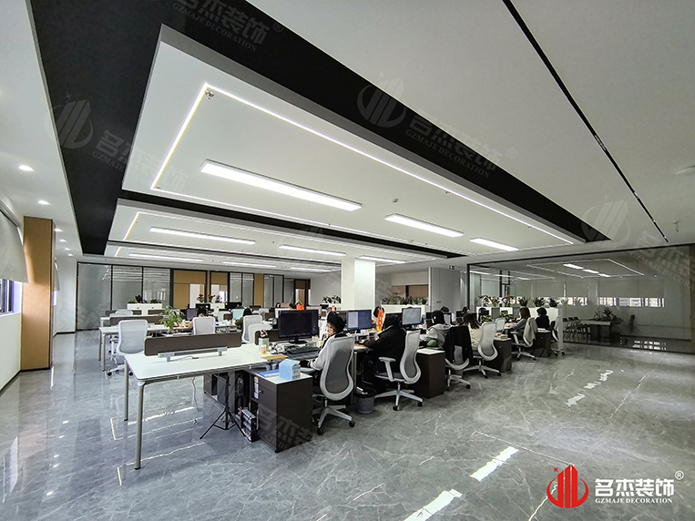 開(kāi)放辦公區(qū)